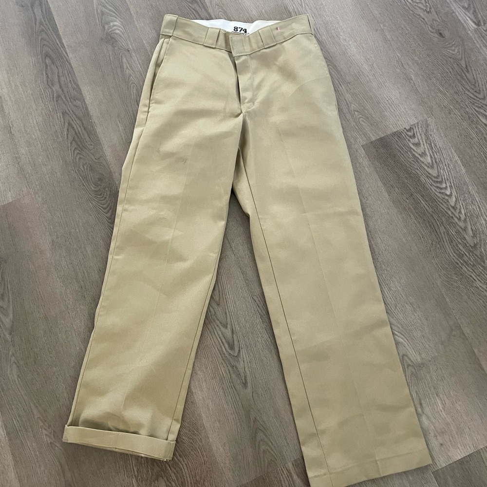Tan dickies